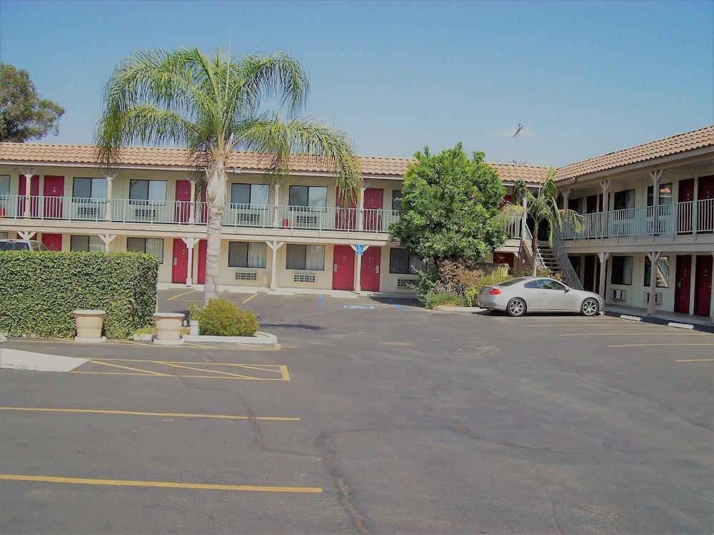 Regency Inn Norco Zewnętrze zdjęcie