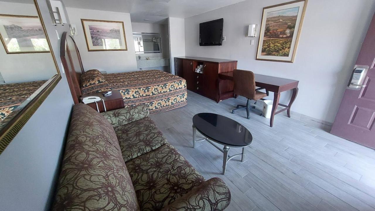 Regency Inn Norco Zewnętrze zdjęcie