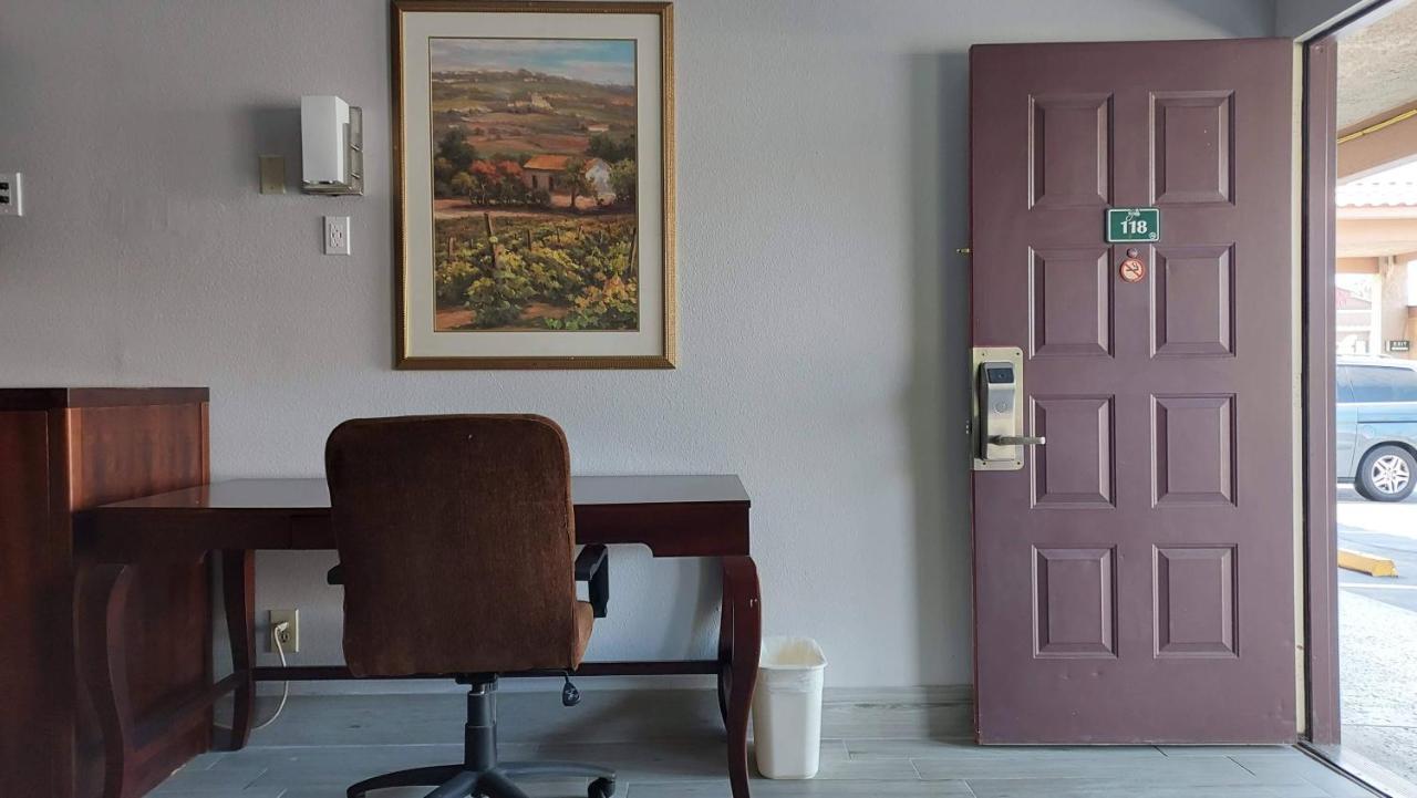 Regency Inn Norco Zewnętrze zdjęcie