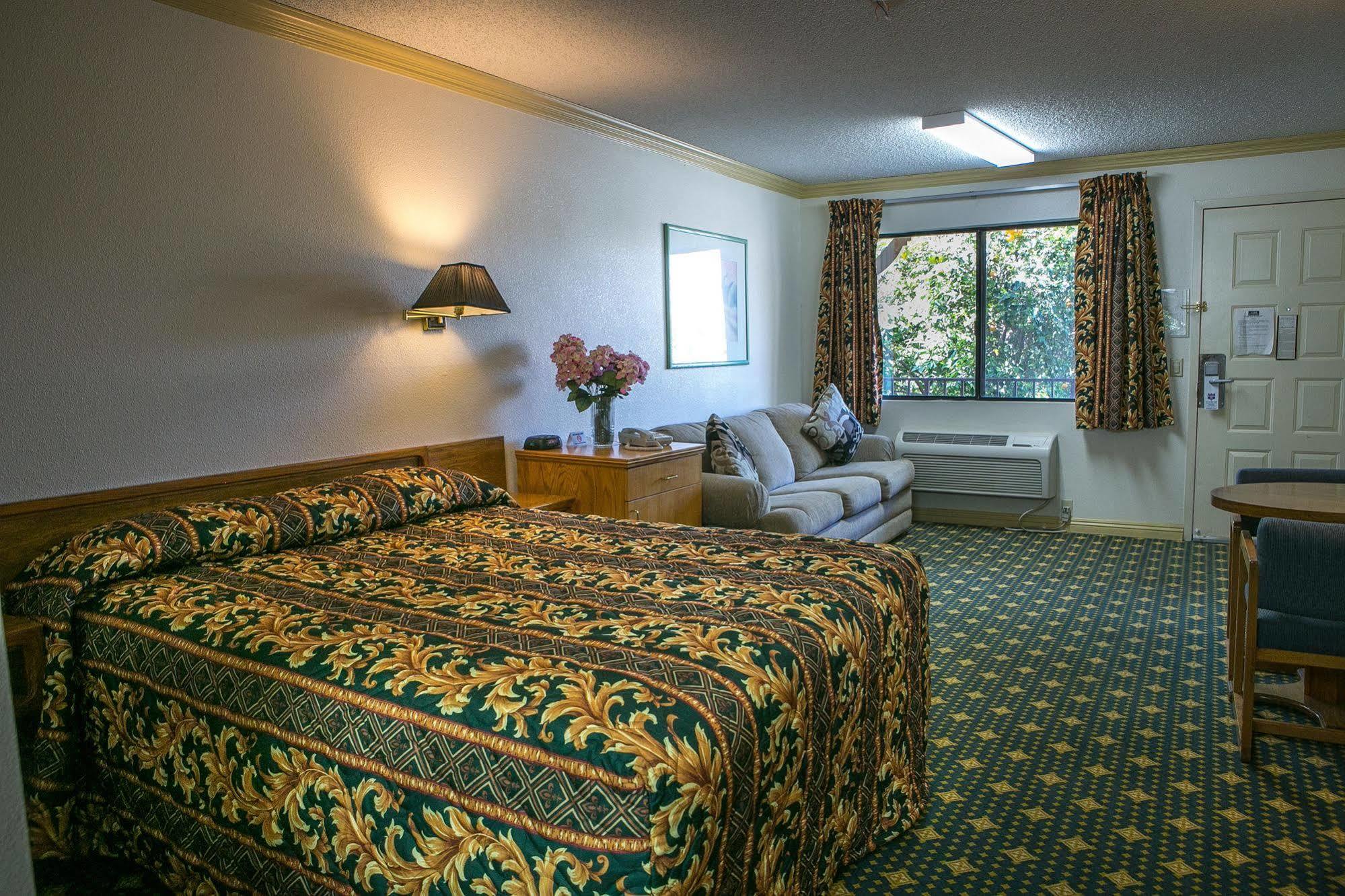Regency Inn Norco Zewnętrze zdjęcie